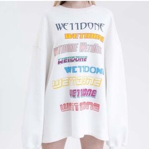 WE11DONE WHITE FRONT LOGO SWEATSHIRT